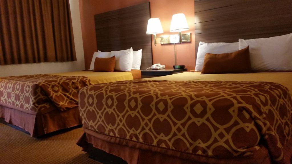 American Inn Of Liberal Ngoại thất bức ảnh