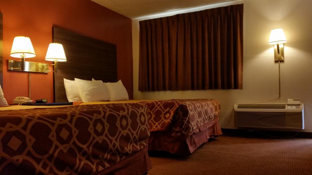 American Inn Of Liberal Ngoại thất bức ảnh