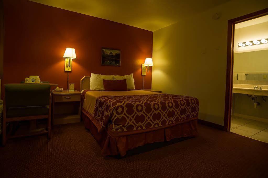 American Inn Of Liberal Ngoại thất bức ảnh
