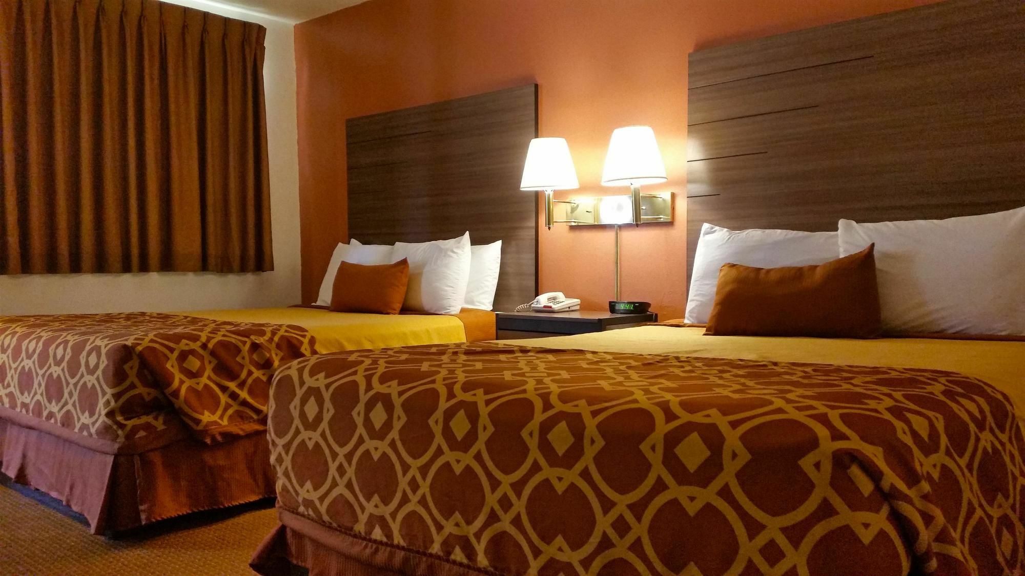 American Inn Of Liberal Ngoại thất bức ảnh